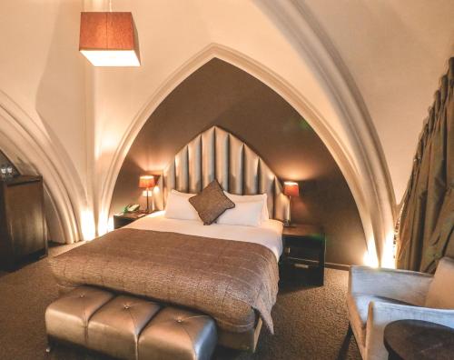 Deluxe Double Room in Church area
