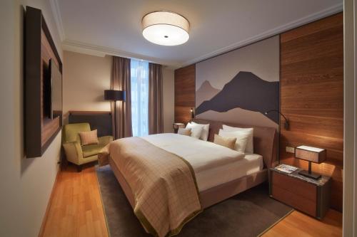 Deluxe Two Bedroom Alpine Suite