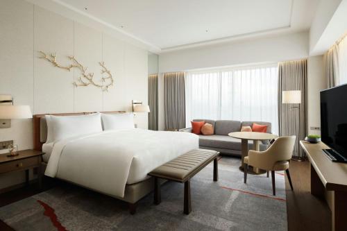 Nara Junior Suite, Junior Suite, 1 King, Sofa bed, City view