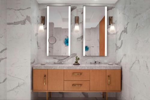 Executive Suite King, Executive Suite, 1 King, City view