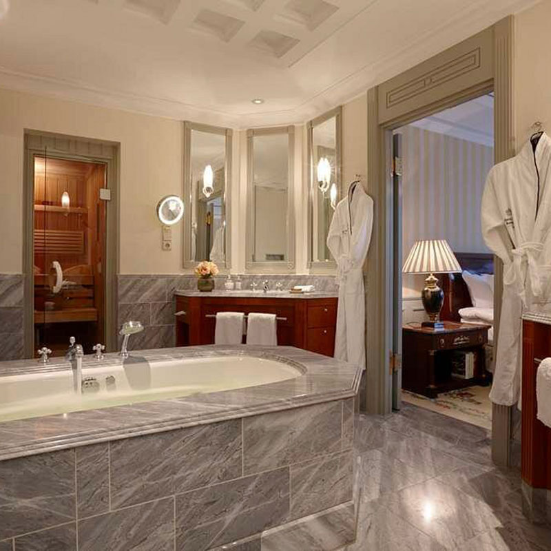 Royal Suite