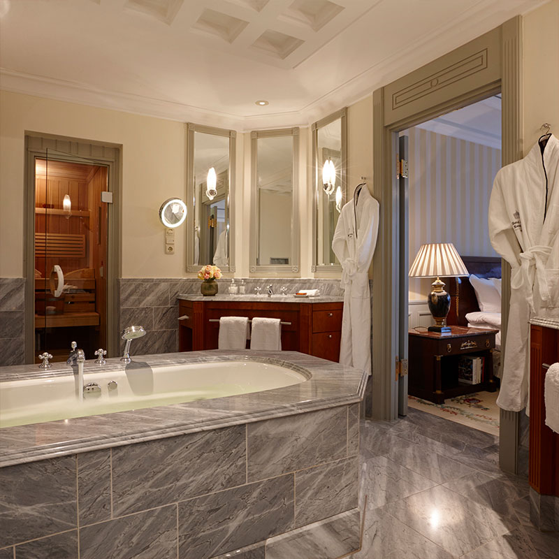 Royal Suite