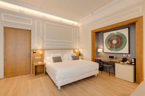 Junior Suite with balcony