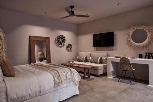  Bohemia Comfort Room