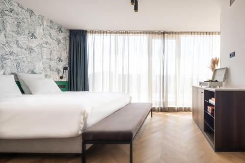 Not-so-Standard room with terrace
