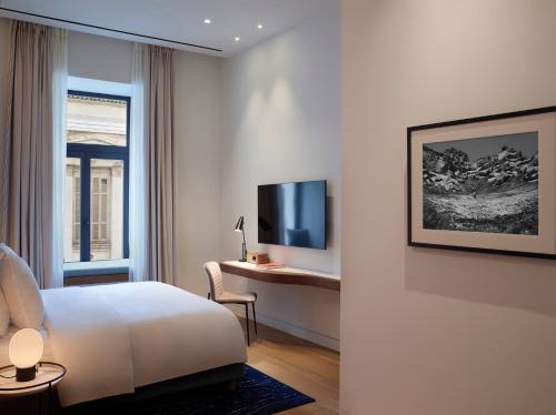 Executive Room
