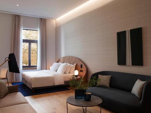 Executive Junior Suite 