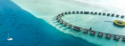 Lagoon Pool Villa