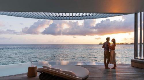Lagoon Pool Villa
