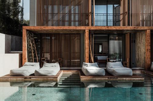 Swim Up