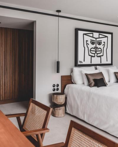 Signature Suite