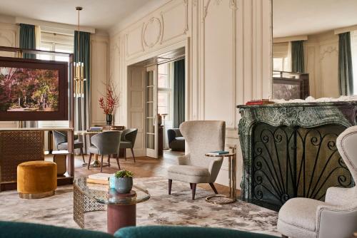 Sugar Palace Suite