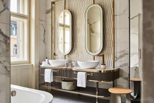 Wintergarden Residence Suite