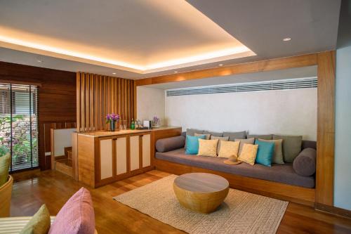 The Tubkaak Suite