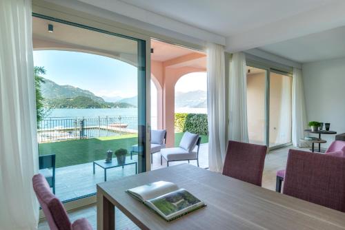 Villa - Beach Front