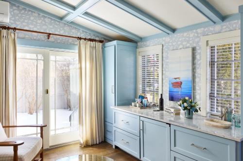 Suite with River View