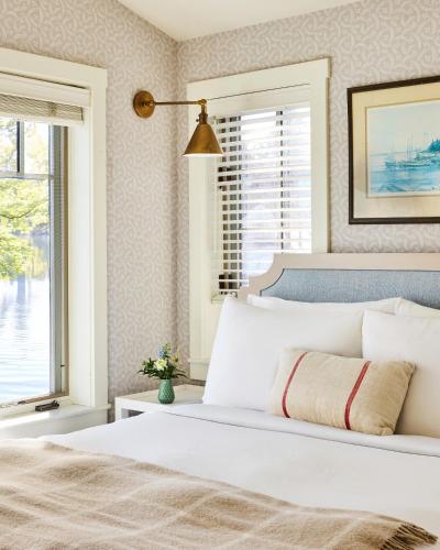 Junior Suite with Canal View