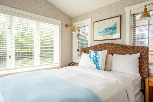 Junior Suite with Canal View