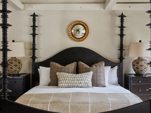 King Suite with Balcony