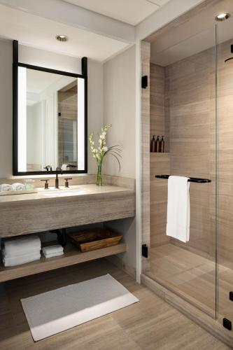 Garden View Guestroom