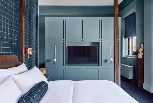 Executive Junior Suite 