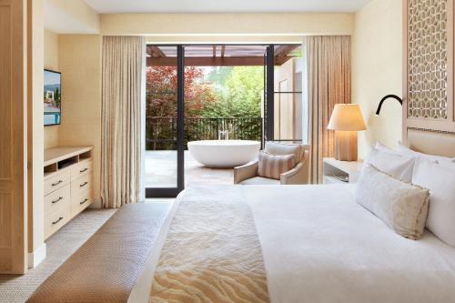 Private Garden Suite