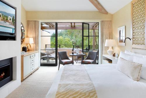 Deluxe Garden King Room ADA