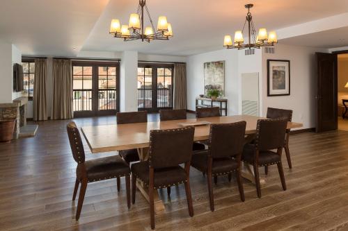 Four-Bedroom Apartment