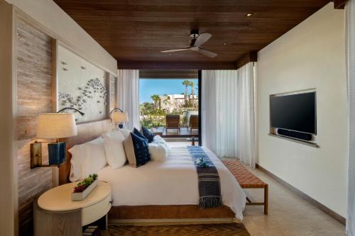 Suite with Garden View