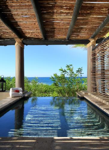 Oceanfront Garden Spa Casita