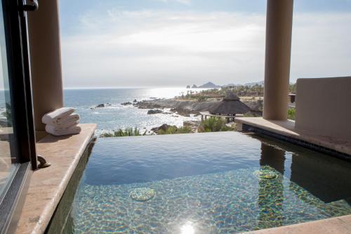 One Bedroom Ocean View Penthouse Suite
