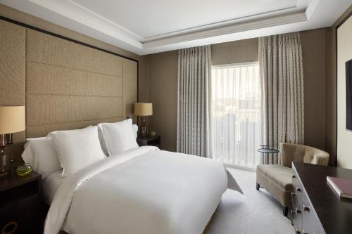 Three Bedroom Panoramic View Hotel Residence