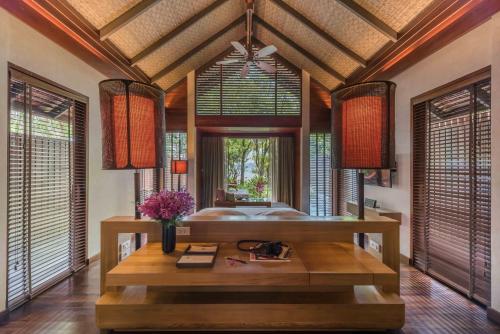Partial Ocean View Pool Villa