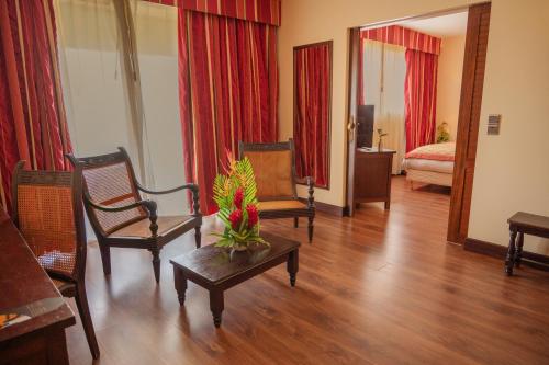 Suite with Sea View