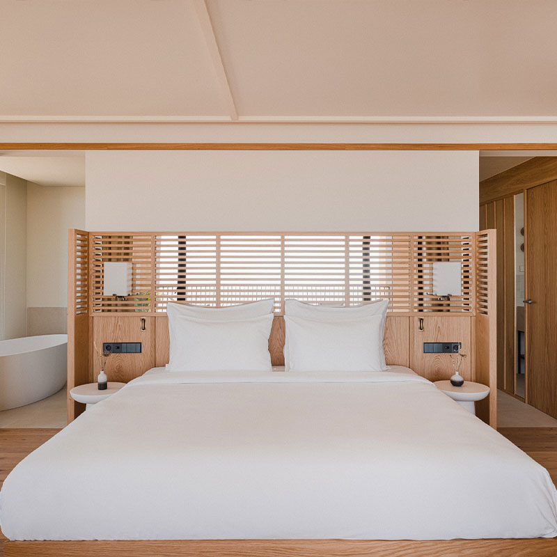 Master Suite w/ Panoramic Ocean View