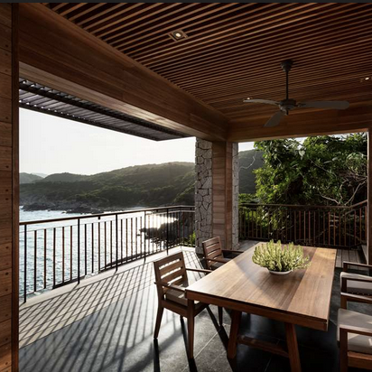 One-Bedroom Ocean Pool Residence