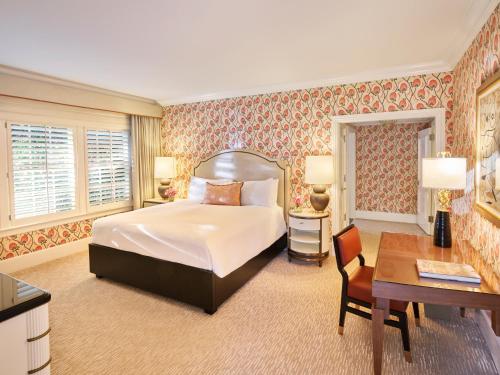 Bungalow King Room