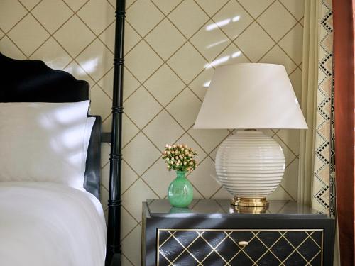 Bungalow King Room