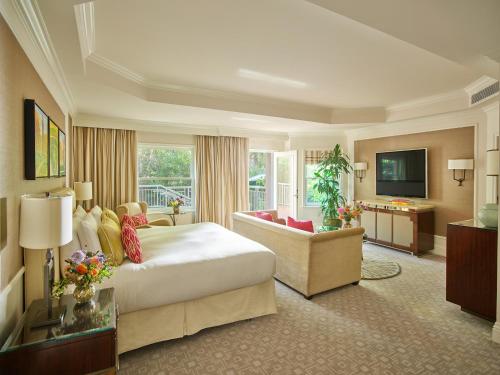 Junior Suite with Patio