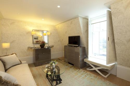 Executive Suite - Main Building