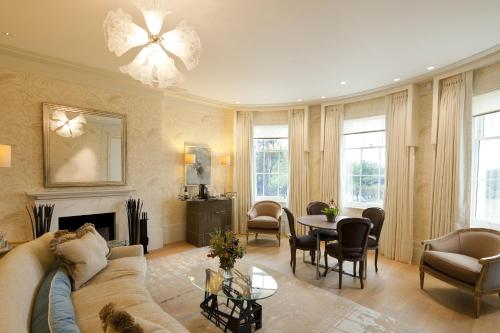 Premium Suite - Main Building
