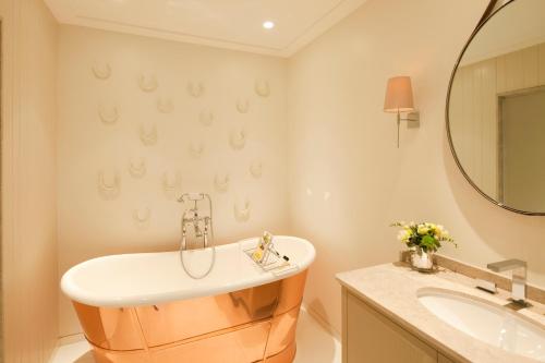 Farmer’s Cottage Suite