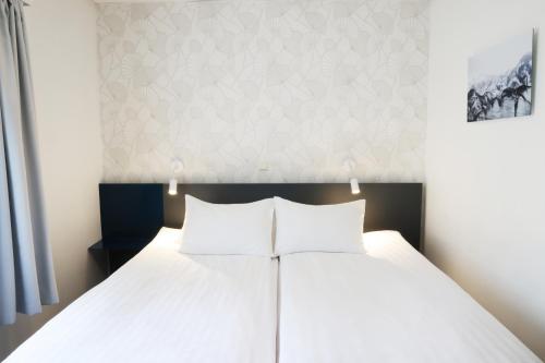 Economy Double or Twin Room