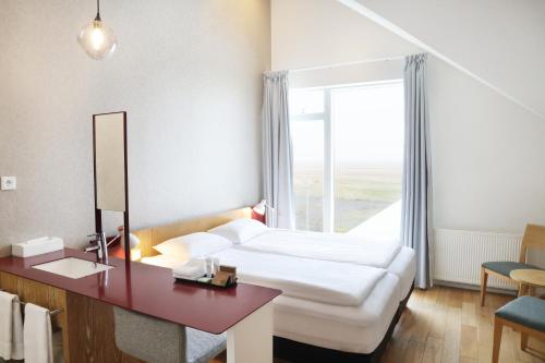 Standard Double or Twin Room with Mountain View