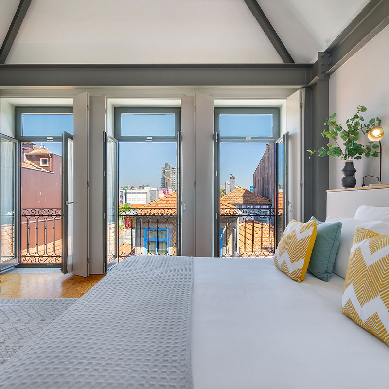 Top Floor (3rd) City View Suite