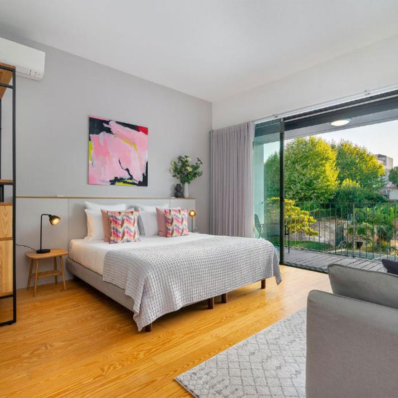 2nd Floor Garden Balcony Suite