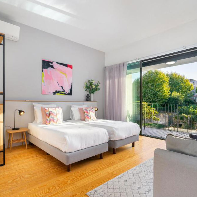 2nd Floor Garden Balcony Suite