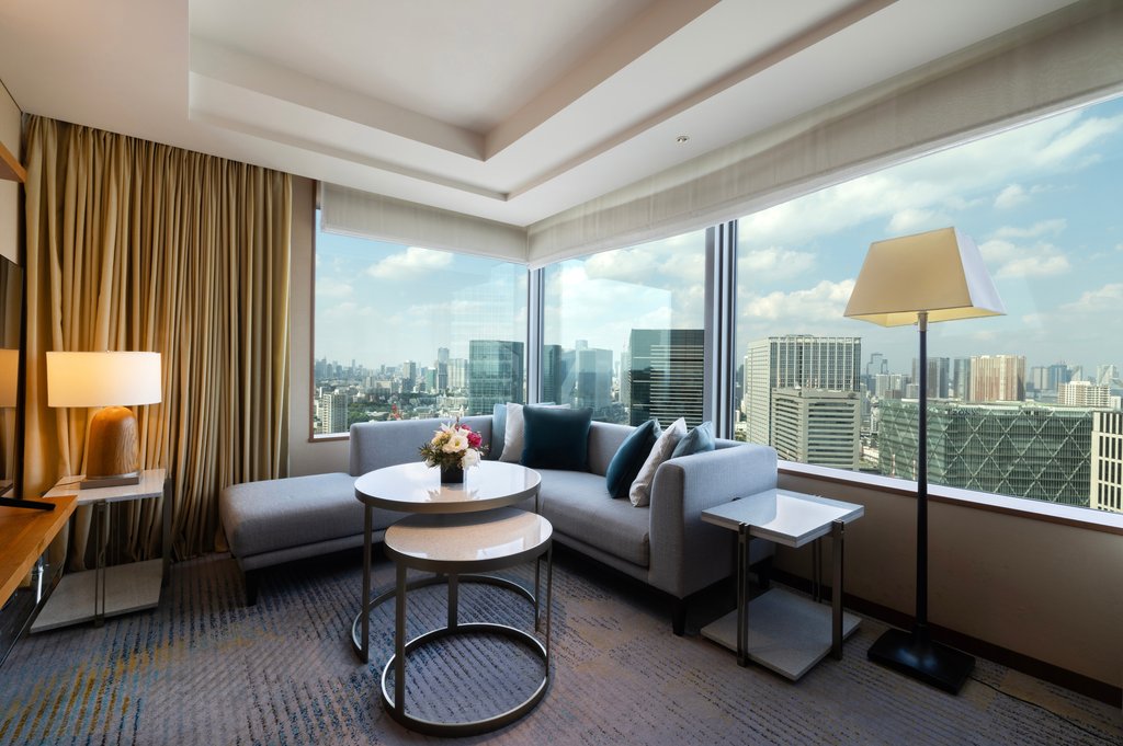 1 Bedroom Suite 1 King Club Lounge Access