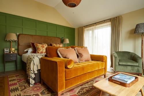 Junior Suite with Garden View