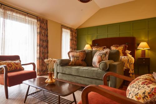 Junior Suite with Garden View